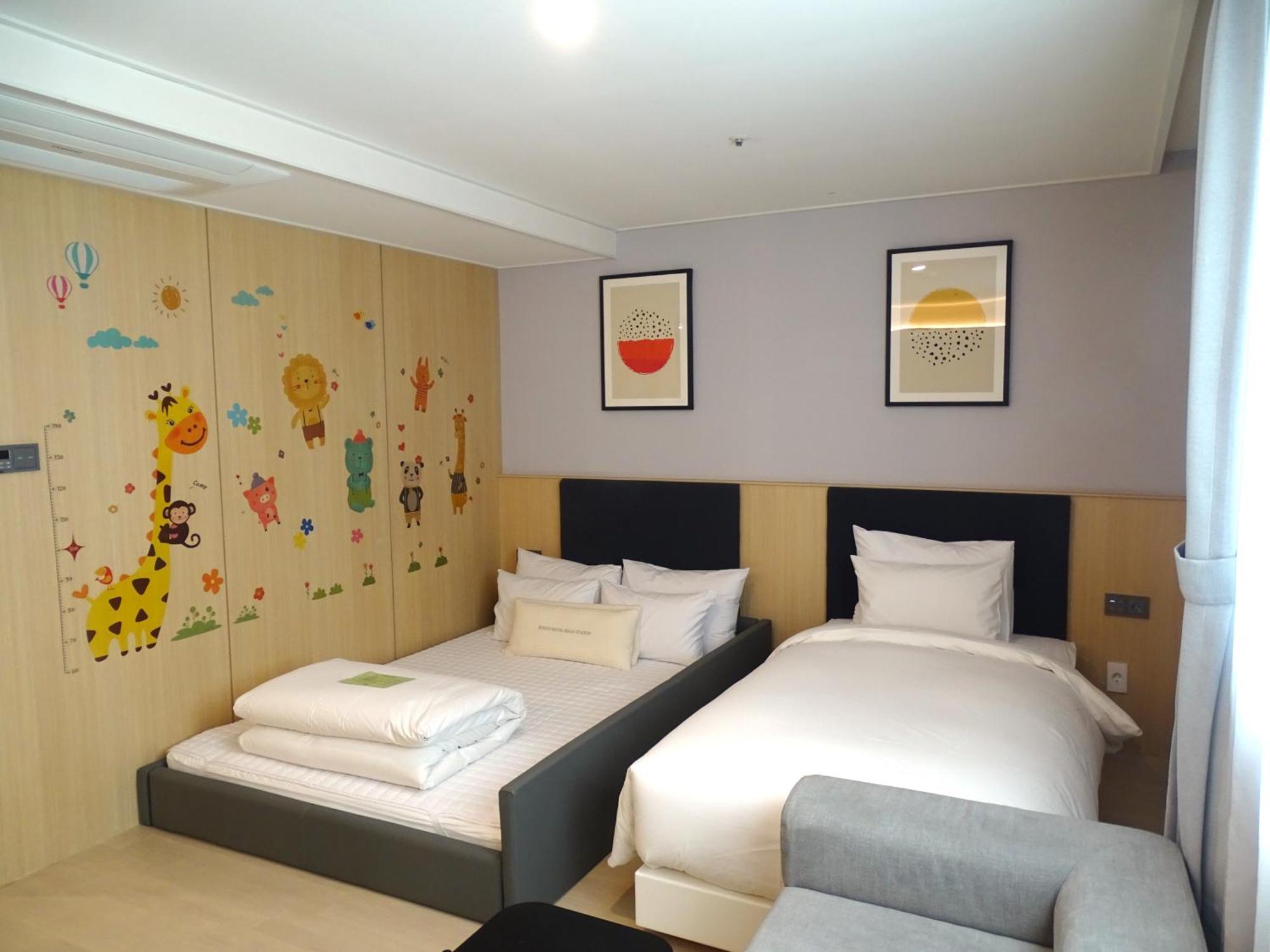 Hound Hotel Busan Station Extérieur photo